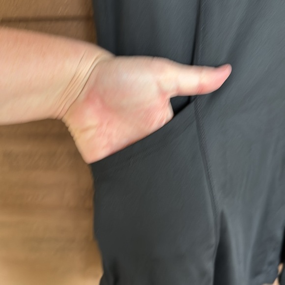 Jack Smith Athletic Black Sleeveless Dress with Pockets zip front size medium - Picture 3 of 6